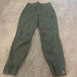 ON SALE! SPANXS MED Stretch Twill Cargo Jogger Army Green Gathered Zip Ankle